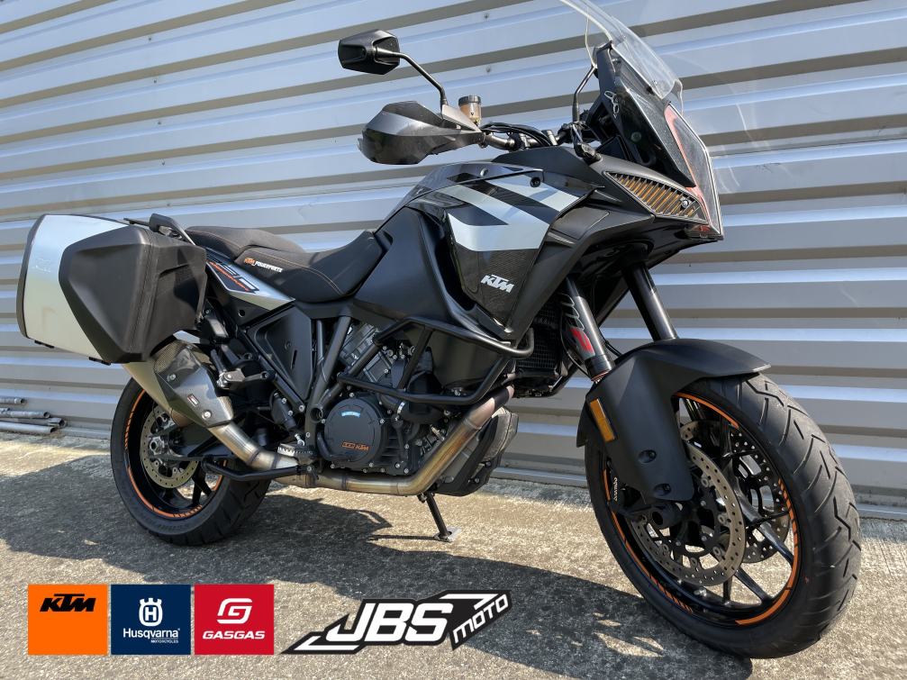 KTM 1290 SUPER ADVENTURE S 2020