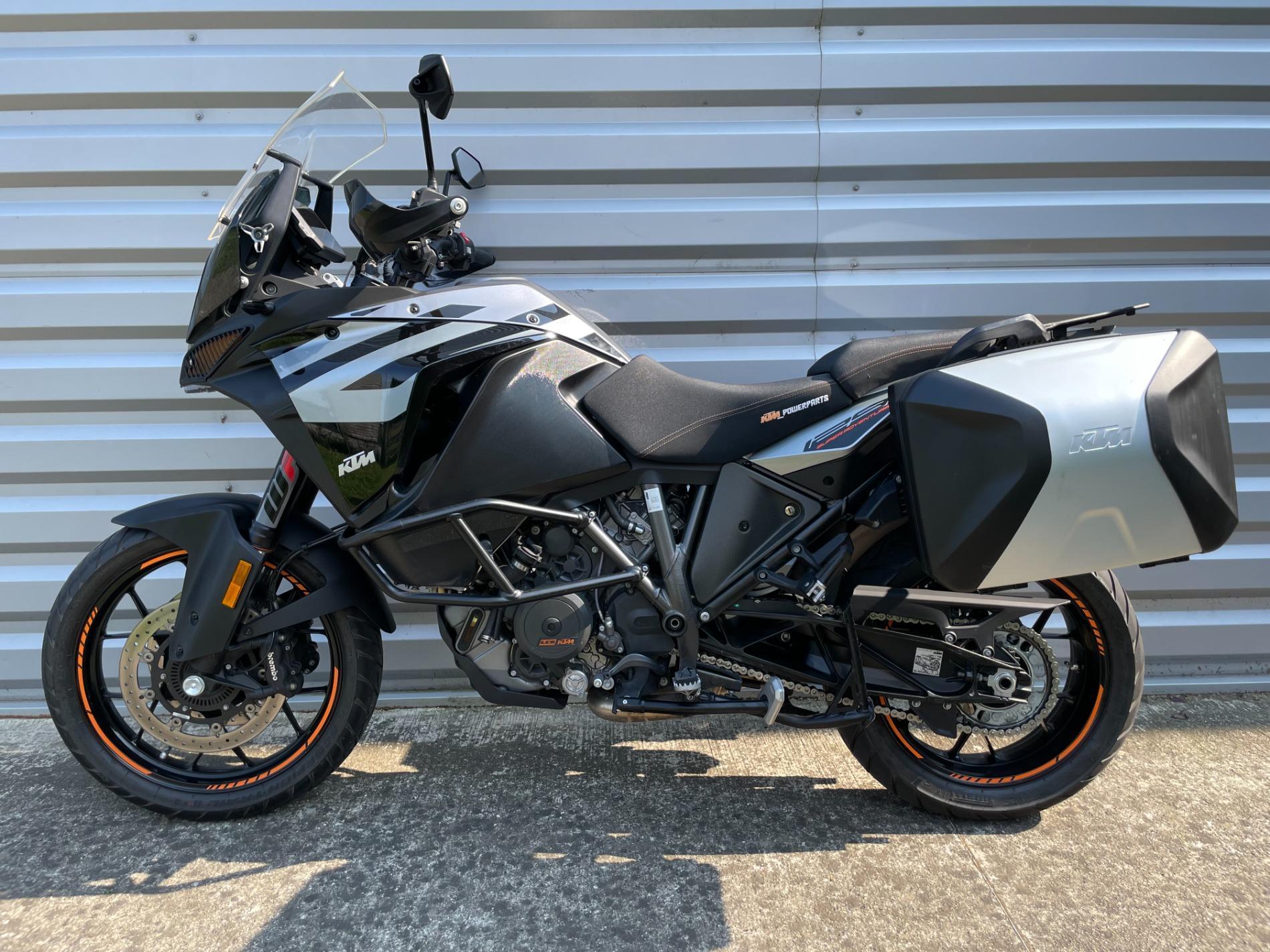 KTM 1290 SUPER ADVENTURE S 2020