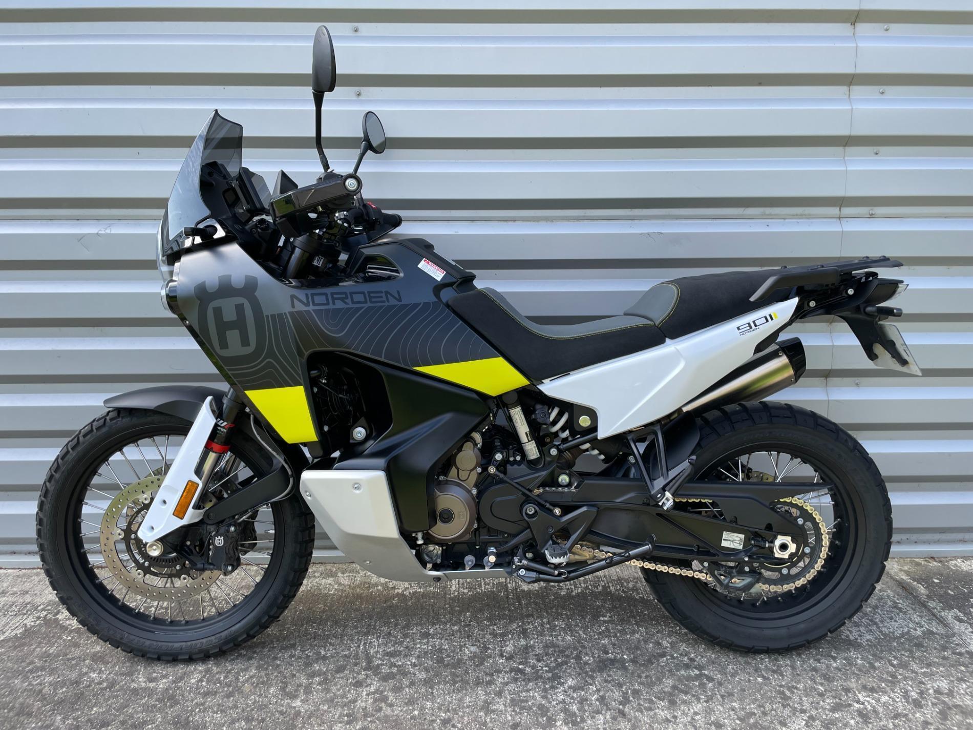 HUSQVARNA 901 NORDEN 2023