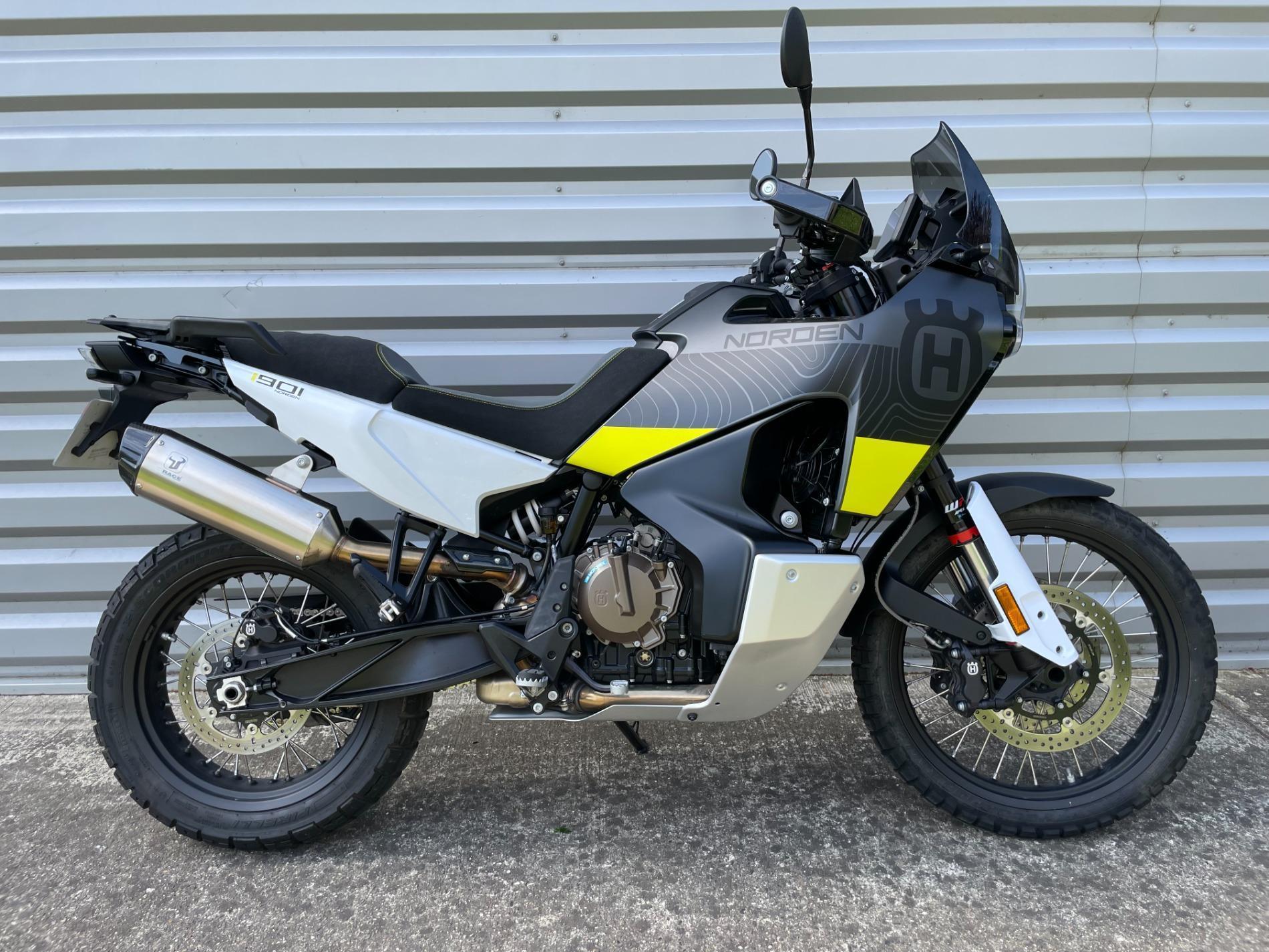 HUSQVARNA 901 NORDEN 2023