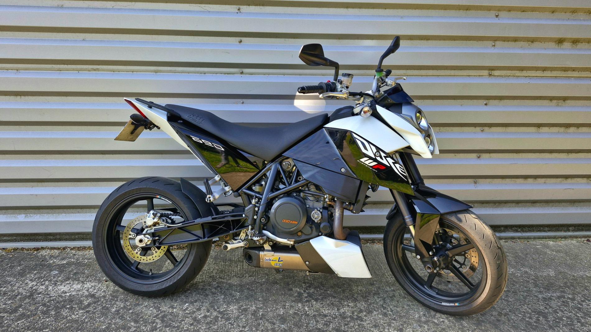 KTM 690 DUKE 2010