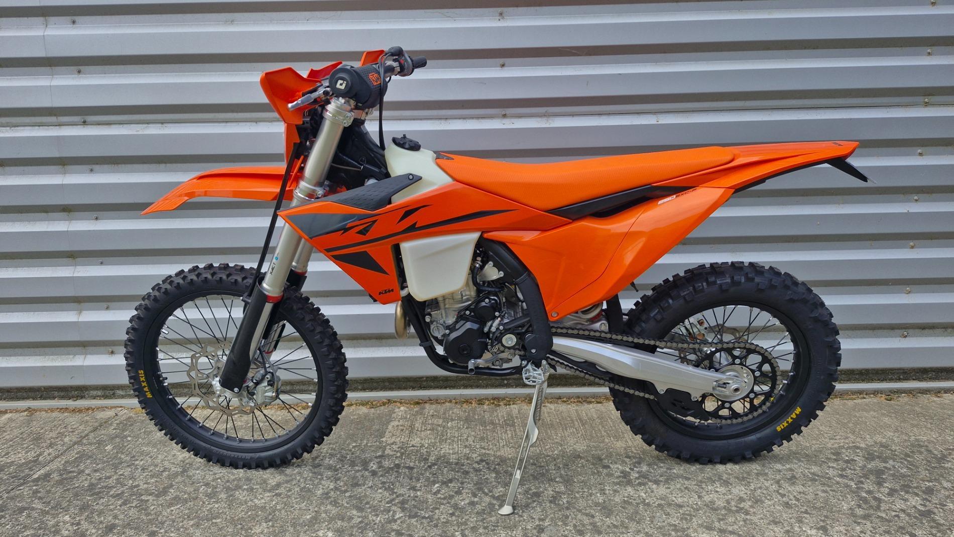 250 EXC-F 2025