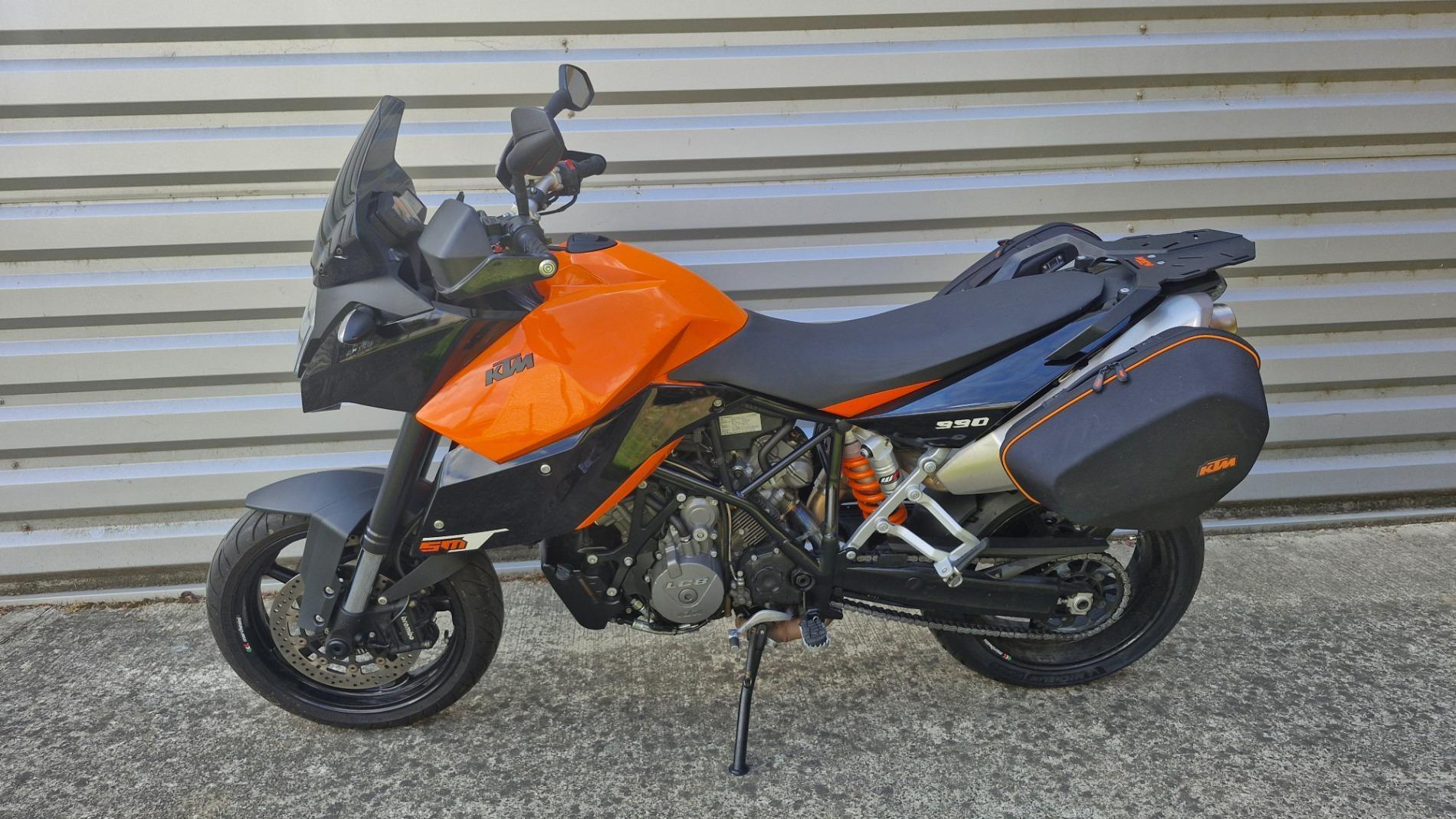 KTM 990 SMT