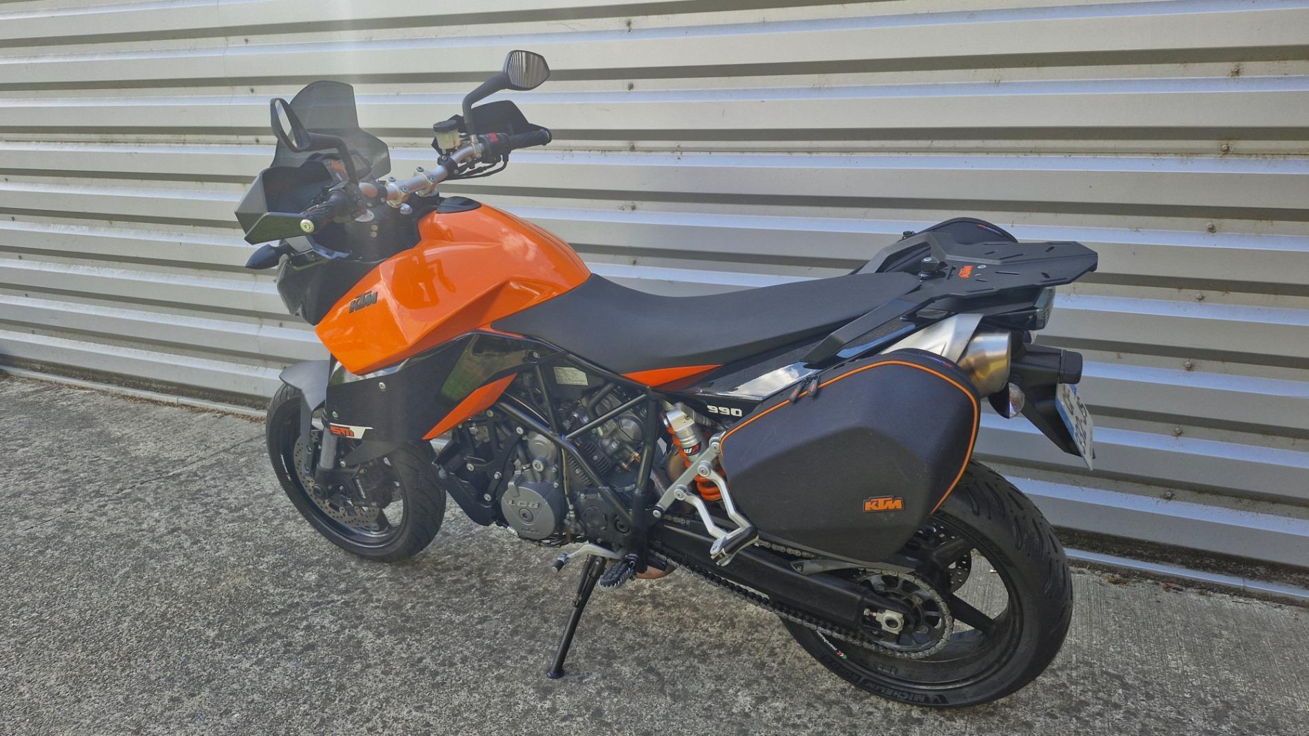 KTM 990 SMT