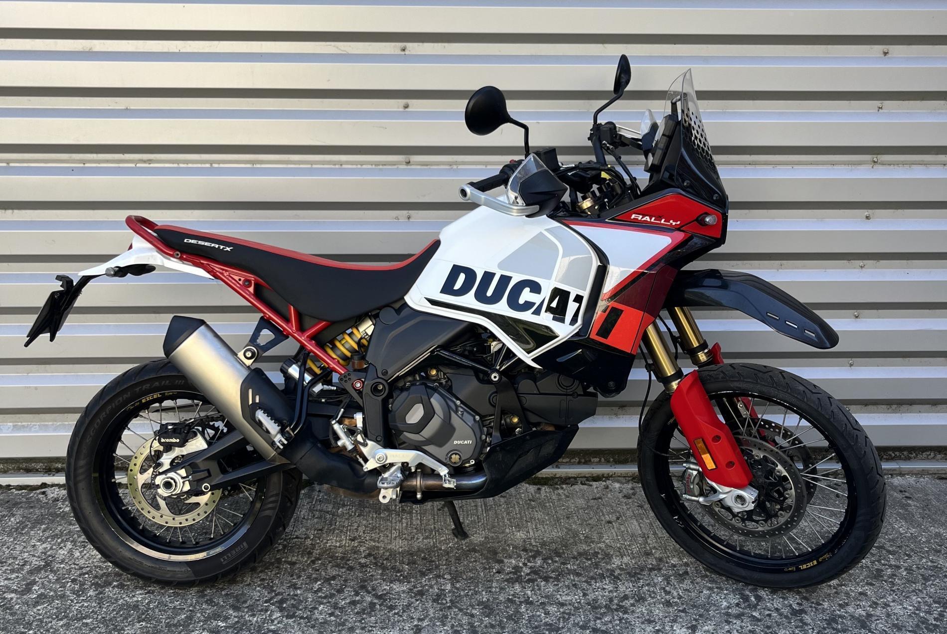 DUCATI DESERT X RALLY