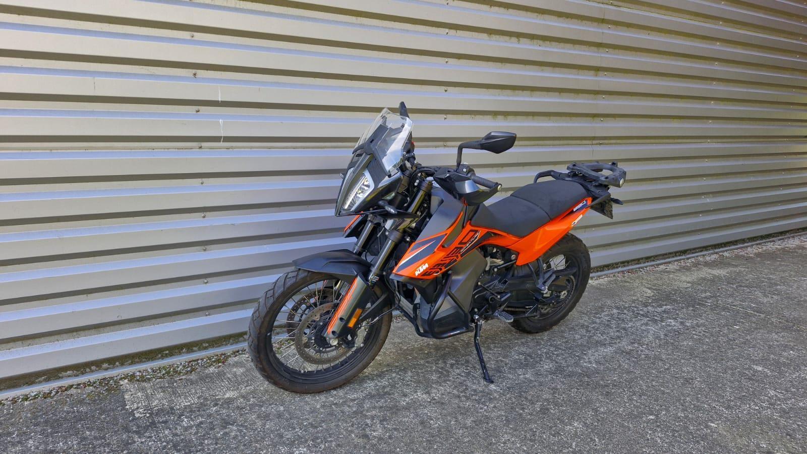 KTM 890 ADVENTURE