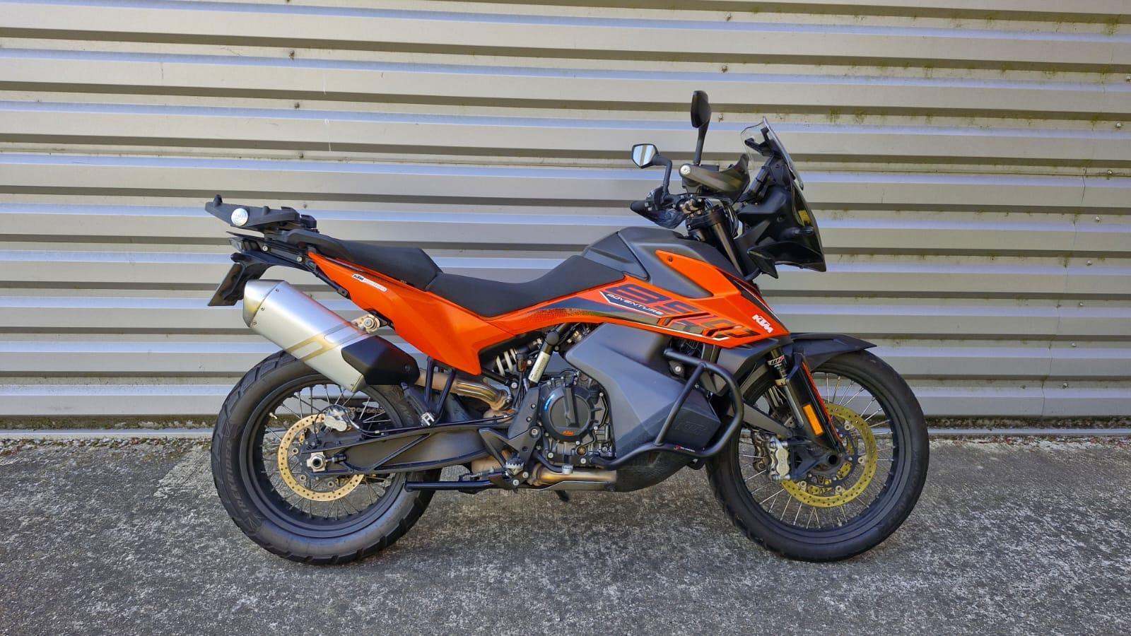KTM 890 ADVENTURE