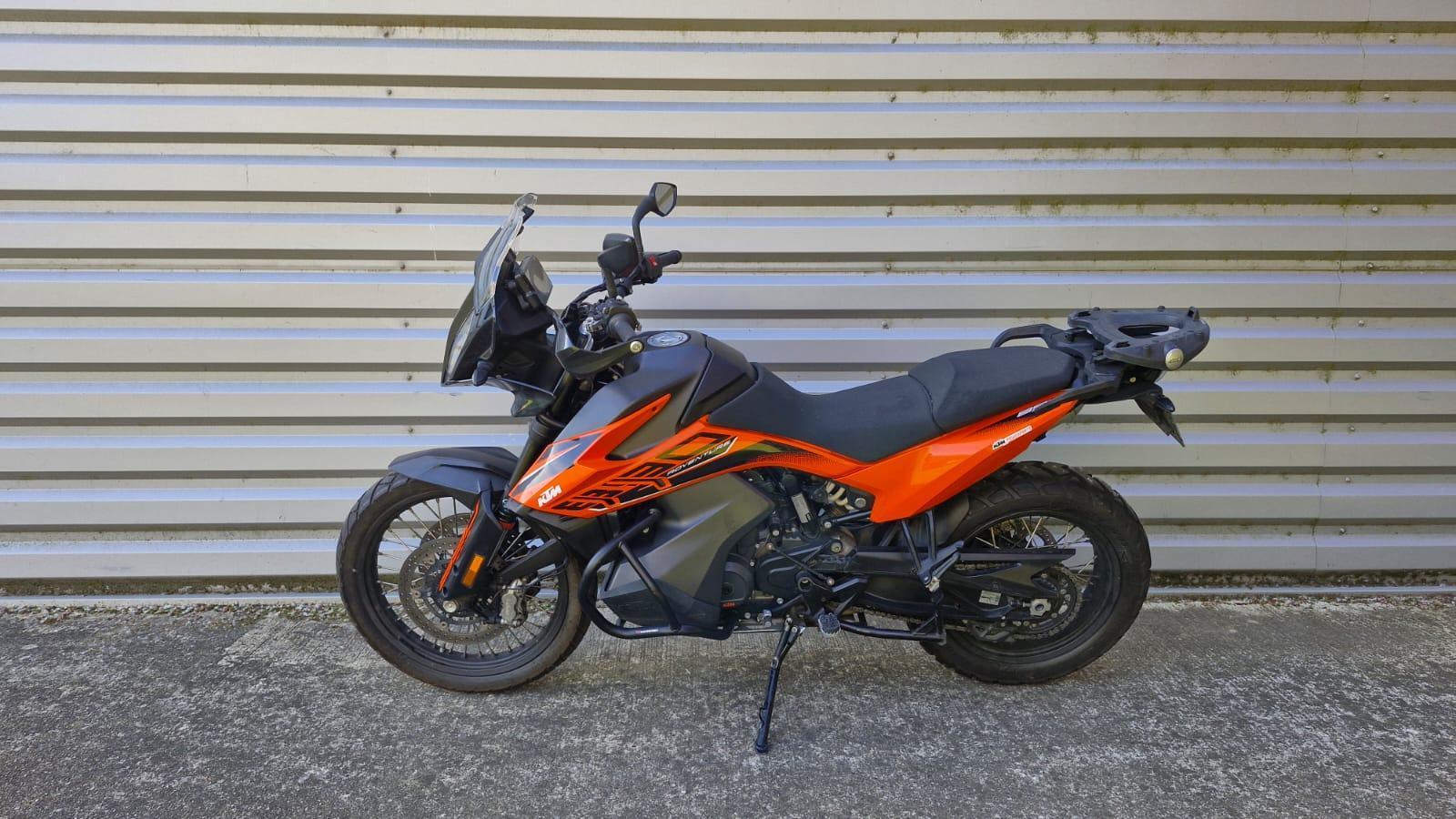 KTM 890 ADVENTURE