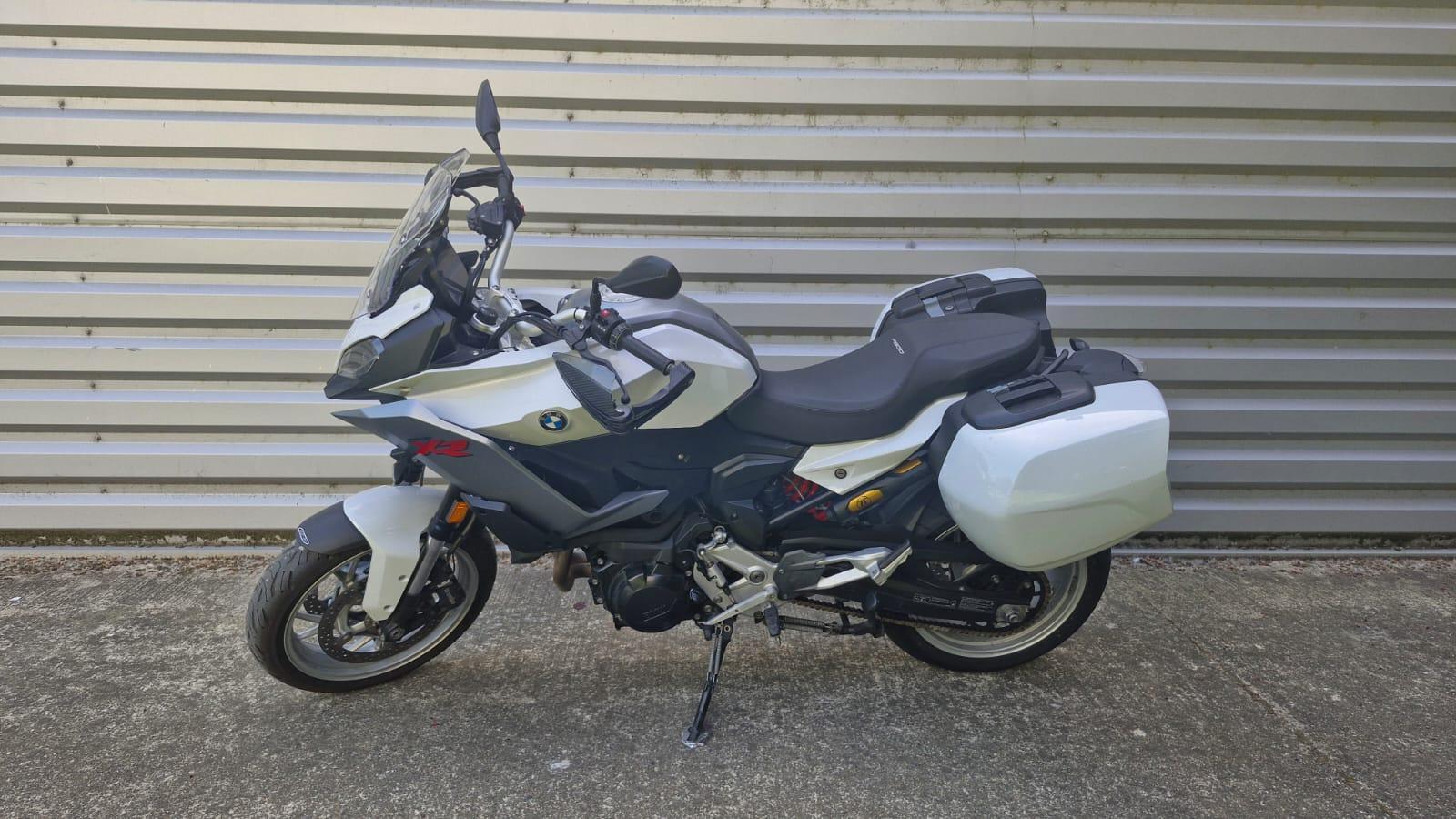 BMW F 900 XR A2