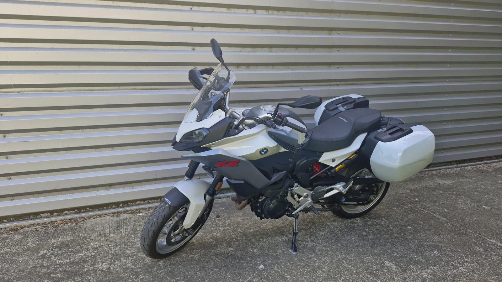 BMW F 900 XR A2