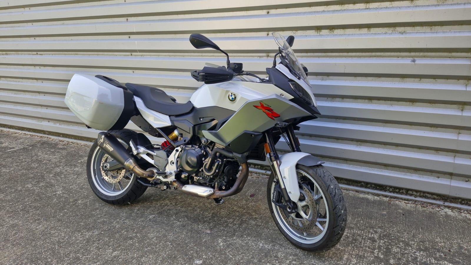 BMW F 900 XR A2