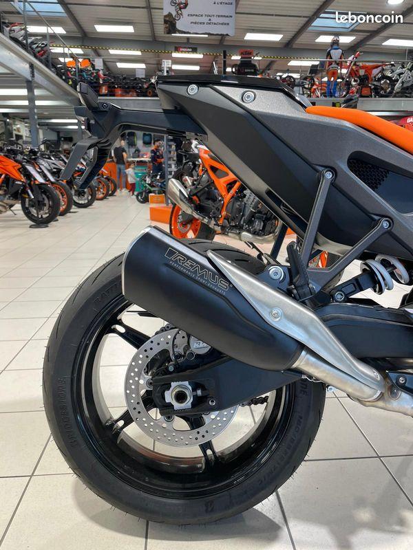 KTM 990 DUKE